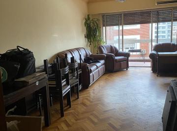 Departamento · 145m² · 5 Ambientes · Amplio 3 Dorm. con Dependencia y Balcón – Flores