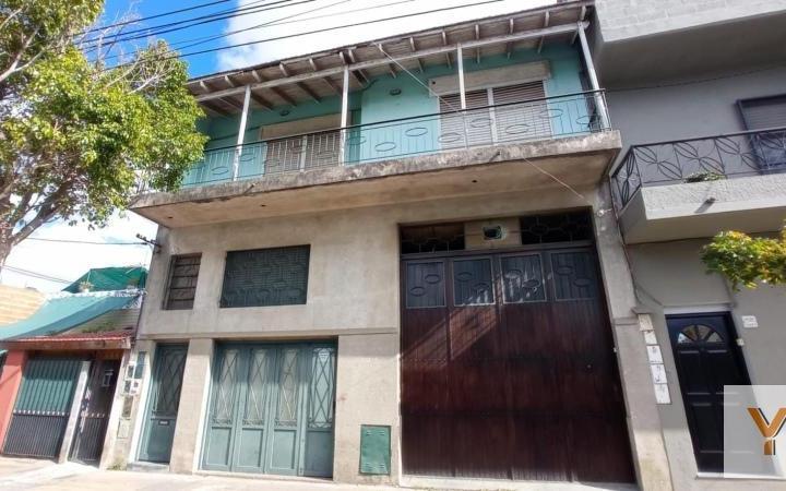 Departamento · 210m² · 9 Ambientes