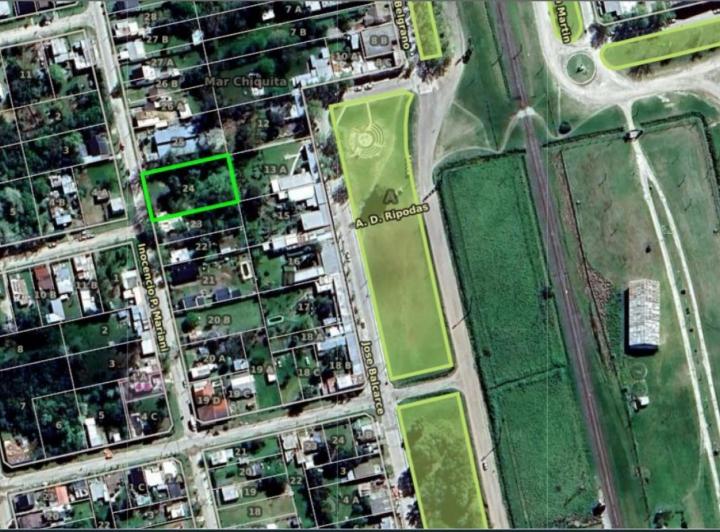 Terreno · 1350m²
