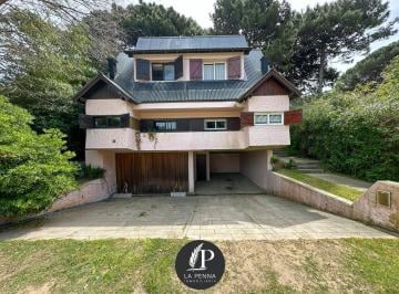 Casa · 113m² · 4 Ambientes · 1 Cochera · Casa en Duplex de 4 Ambientes en Venta en Pinamar