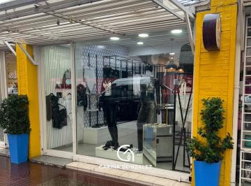Local comercial · 34m² · 1 Ambiente · Alquiler Local Comercial Alberdi 129 - Centro Neuquen Capital