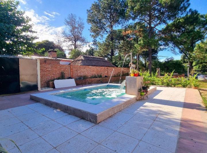 Casa · 7103m² · 3 Ambientes · 1 Cochera