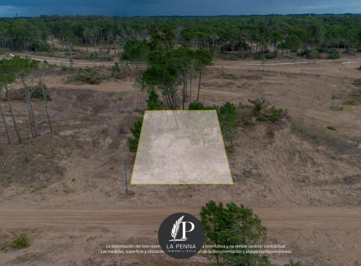 Terreno · 1095m²
