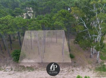Terreno · 1037m² · Venta Terreno Pinamar Barrio Bosques