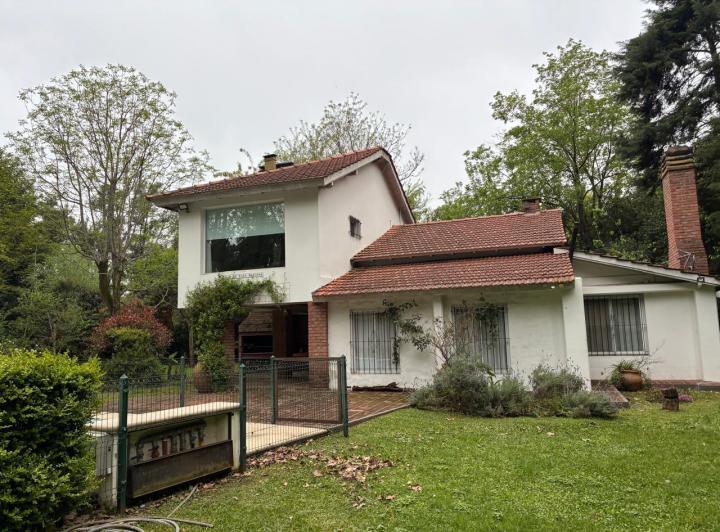 Casa · 100m² · 5 Ambientes