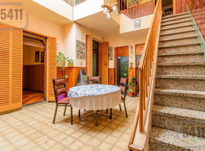 Casa · 101m² · 5 Ambientes · 1 Cochera