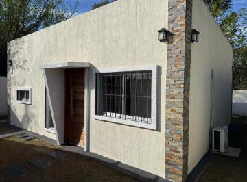 Casa · 54m² · 3 Ambientes · 1 Cochera · Casa en Alquiler 2 Dorm. 1 Baño Lagomar