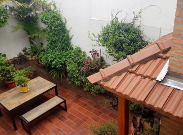 Casa · 234m² · 5 Ambientes · 1 Cochera · Venta Casa 5 Amb Dependencia Cochera Patio Terraza