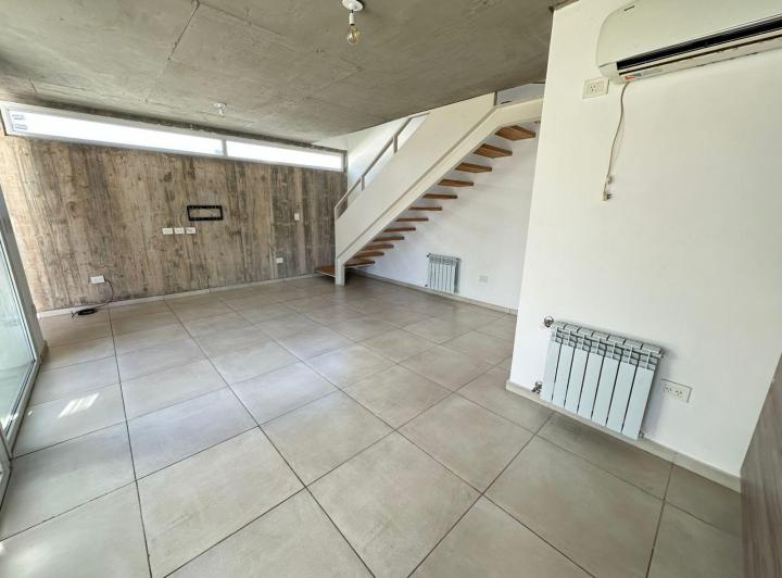 Casa · 95m² · 3 Ambientes · 1 Cochera