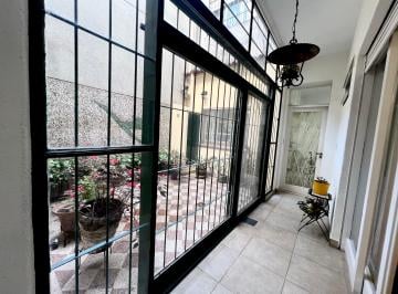 Departamento de 4 ambientes, Colegiales · Departamento Tipo Casa - Cochera
