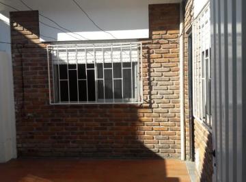 Departamento de 3 ambientes, Avellaneda · Alquiler PH 3 Ambientes