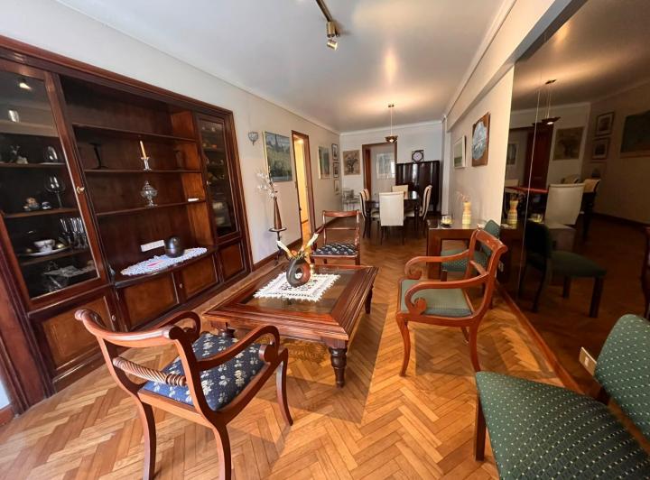 Departamento · 107m² · 5 Ambientes · 1 Cochera