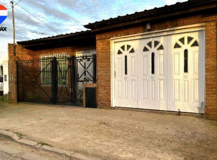 Casa · 130m² · 4 Ambientes · 1 Cochera
