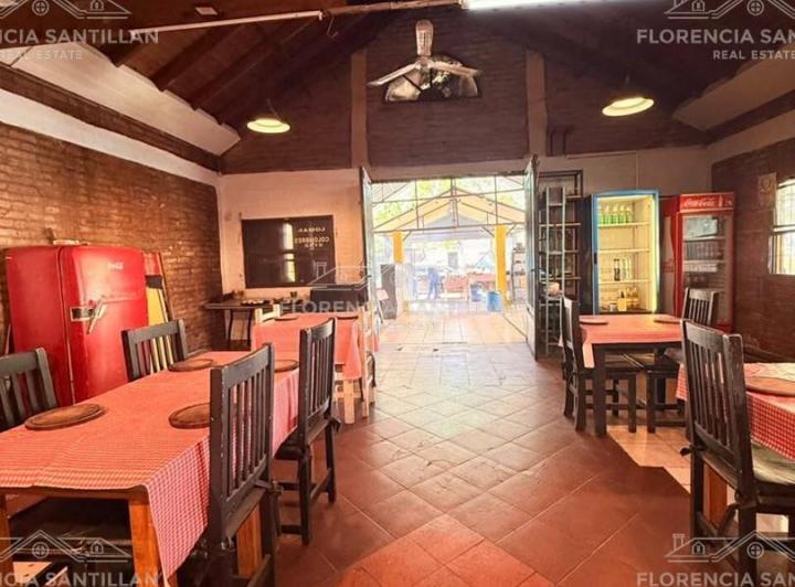 Local comercial · 237m²