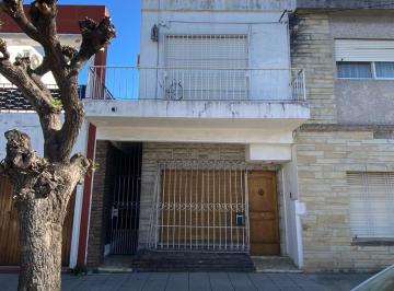 PH · 78m² · 3 Ambientes · Venta - PH 3 Ambientes - en Haedo - con Terraza