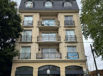 Departamento de 2 ambientes, Almirante Brown · Dos Ambientes en Excelente Ubicación