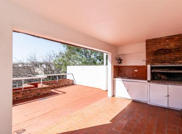 Casa · 170m² · 4 Ambientes · 1 Cochera · Casa en Venta en Villa Real