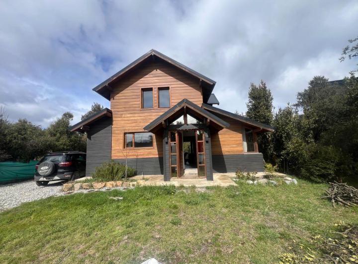 Casa · 80m² · 4 Ambientes · 1 Cochera