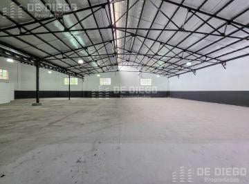 Bodega-Galpón · 788m² · 6 Ambientes · 8 Cocheras · Alquiler Deposito 788 m² Parque Empresarial con Seguridad Monte Grande Esteban Echeverria