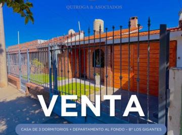Casa · 160m² · 5 Ambientes · 2 Cocheras · Se Vende Casa de 3 Dorm. + Dpto en B° Los Gigantes