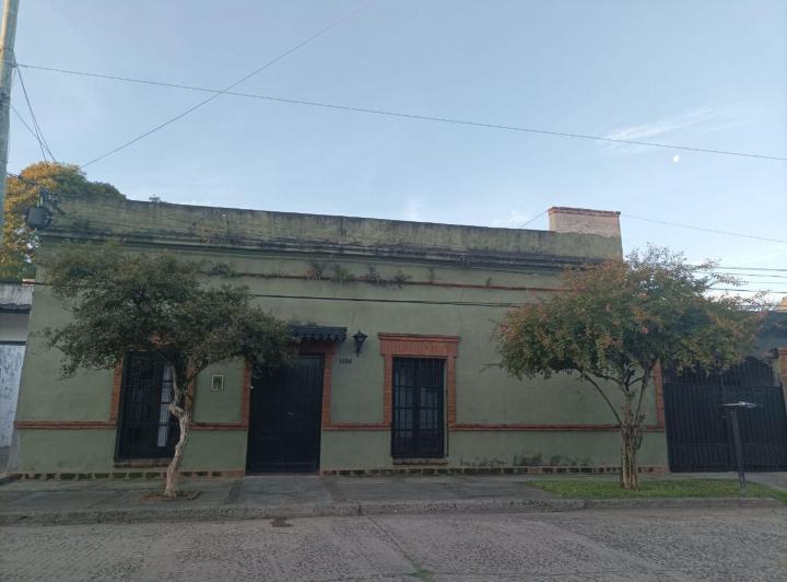 Casa · 172m² · 7 Ambientes · 1 Cochera