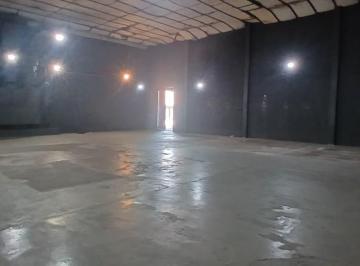 Bodega-Galpón · 1000m² · Alquiler de Galpón de Grandes Dimensiones