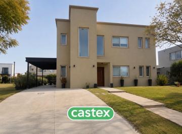 Casa · 309m² · 5 Ambientes · 6 Cocheras · Casa en Venta, Vistas, Barrio Vistas, Vistas Puertos del Lago, Escobar