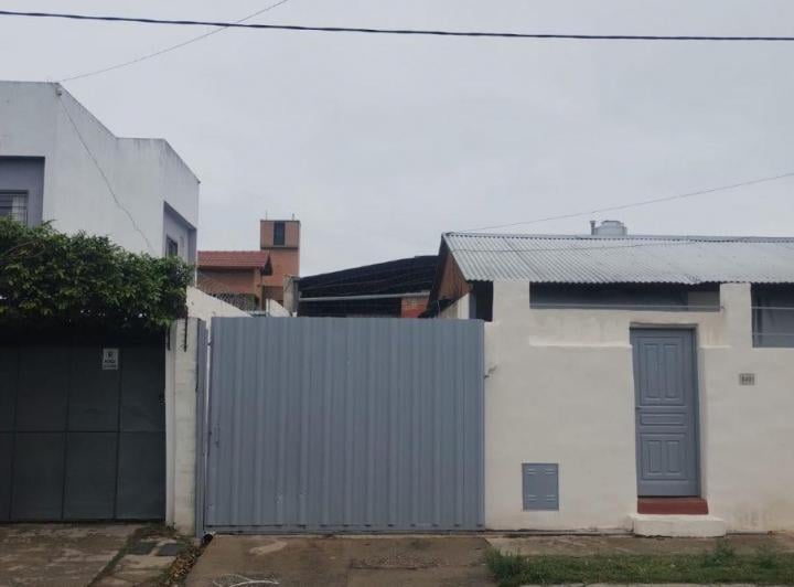 Bodega-Galpón · 160m² · 4 Ambientes