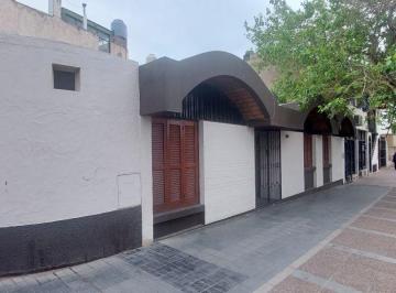 Casa de 6 ambientes, Guaymallén · Alquilo Casa Esquina Remedios de Escalada y Tucumán, Dorrego, Guaymallen