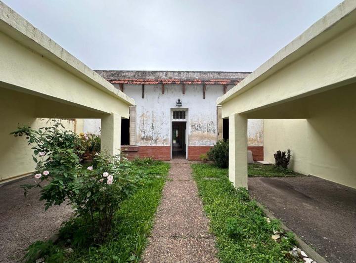 Casa · 186m² · 6 Ambientes · 2 Cocheras