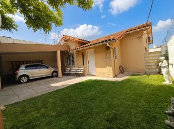 Casa · 91m² · 3 Ambientes · 1 Cochera · Venta - Casa de 3amb Merlo Centro (4 Cuadras de La Estación)