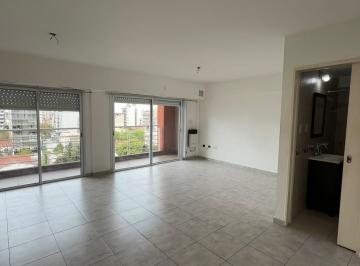 Departamento · 32m² · 1 Ambiente · Amplio Departamento de un Ambiente con Balcón Corrido en Venta Morón