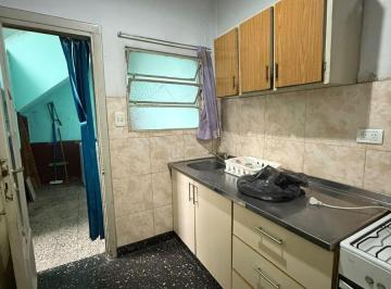PH de 2 ambientes, Liniers · Departamento Tipo Casa en Pb de 2 Ambientes con Patio y Terraza Entrada Independiente