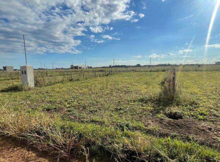 Terreno · 300m²