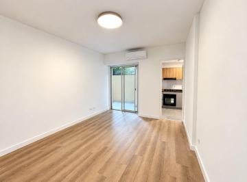 Departamento · 50m² · 2 Ambientes · Único, Renovado C/patio Propio