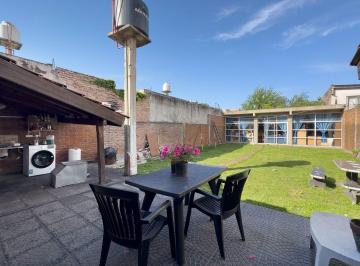 Casa · 180m² · 6 Ambientes · 1 Cochera · Venta Casa Altos Laferrer 6 Amb Cochera
