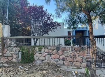 Casa de 4 ambientes, El Challao · Casa en Venta Barrio Privado Cerro de La Capilla