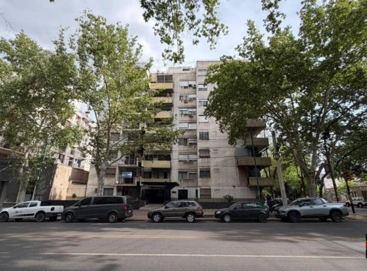 Departamento · 83m² · 4 Ambientes · 1 Cochera