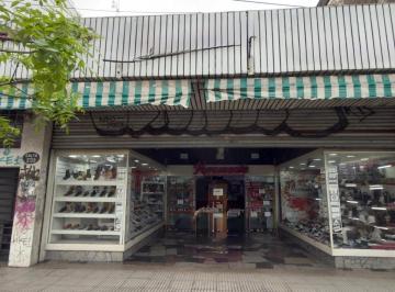 Local comercial · 200m² · Alquiler Importante Local Zona Comercial - Salta 239 Temperley