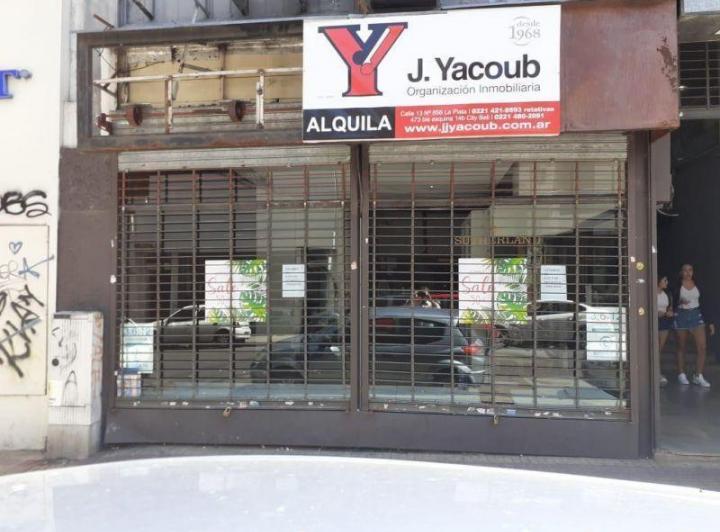 Local comercial · 64m²