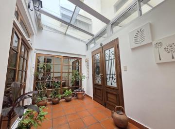 PH · 186m² · 5 Ambientes · 1 Cochera · Venta PH Sin Expensas 4 Dorm. con 2 Terrazas y Cochera en Palermo