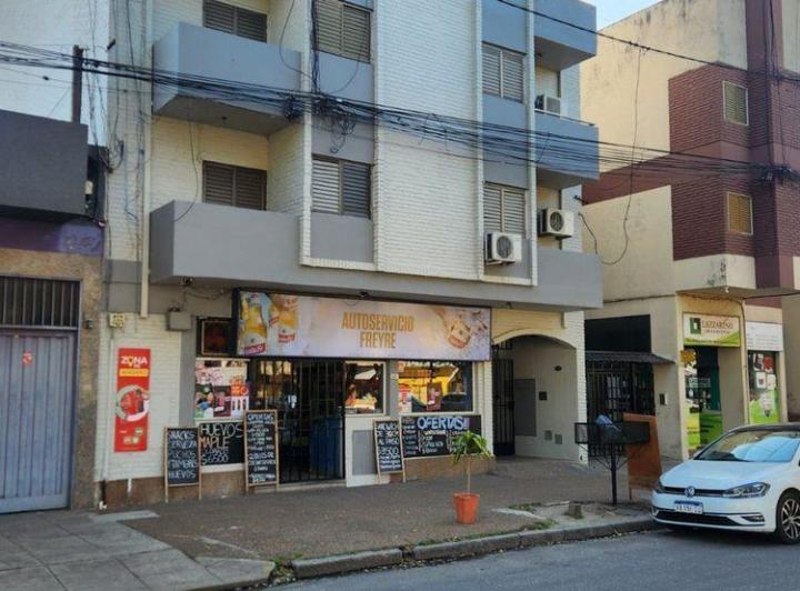 Local comercial · 147m²