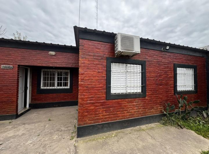 Casa · 120m² · 5 Ambientes · 1 Cochera
