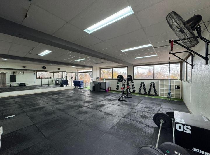 Local comercial · 400m²