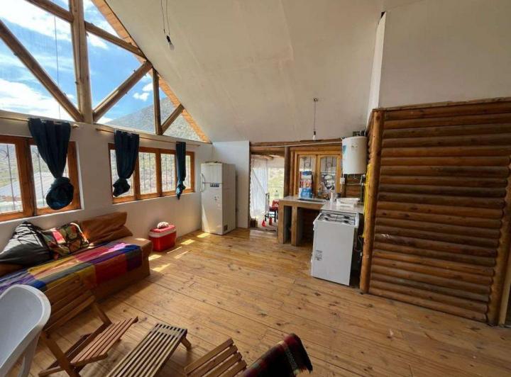 Casa · 75m² · 4 Ambientes · 1 Cochera