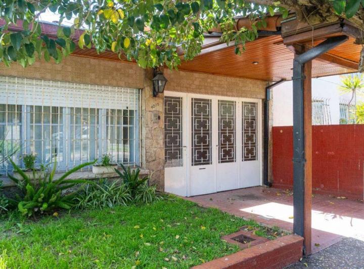Casa · 88m² · 3 Ambientes · 1 Cochera