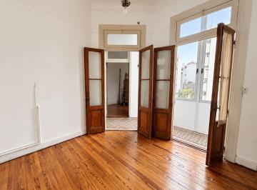 Departamento · 93m² · 4 Ambientes · Venta Departamento Montserrat 4 Ambientes