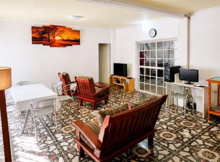 Casa · 131m² · 4 Ambientes · 1 Cochera