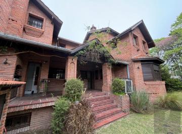 Casa · 517m² · 8 Ambientes · 3 Cocheras · Venta Casa 8 Ambientes en Acassuso