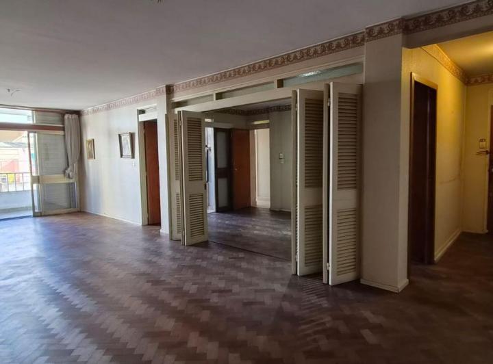 Departamento · 120m² · 5 Ambientes · 1 Cochera